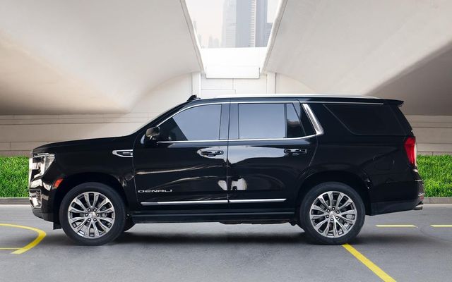GMC YUKON DENALI - image 3