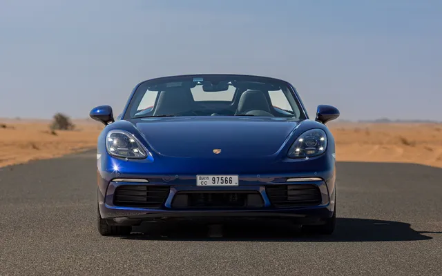 Porsche Boxster Convertible - image 3