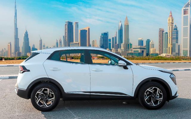 KIA SPORTAGE - image 2