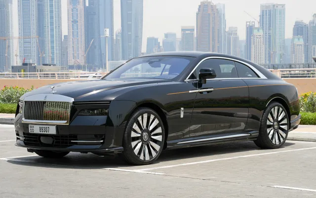 ROLLS ROYCE SPECTRE - image 1