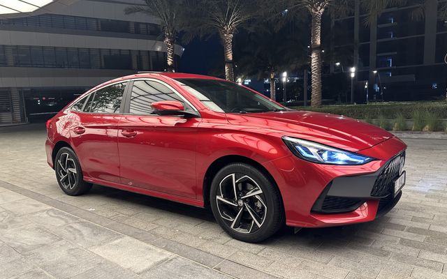 MG GT - image 4