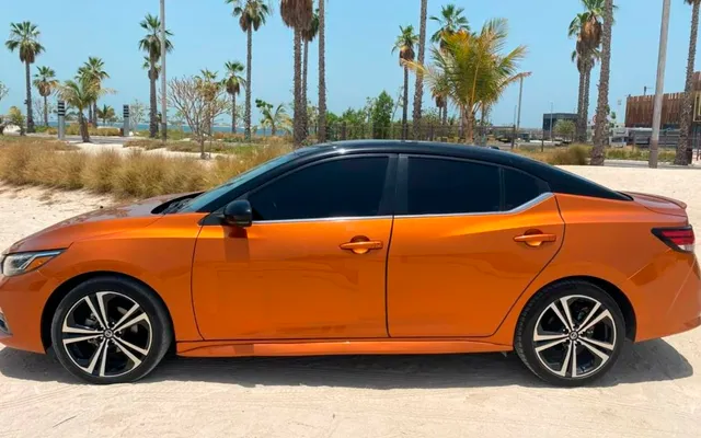 NISSAN SENTRA - image 2