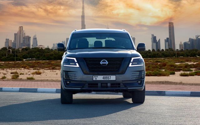 Nissan Patrol Nismo Gray - image 3