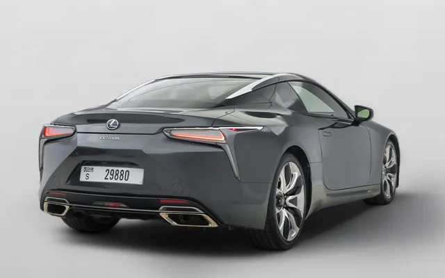 LEXUS LC 500 2022 - image 4