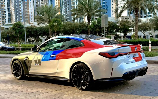 BMW M4 - image 3