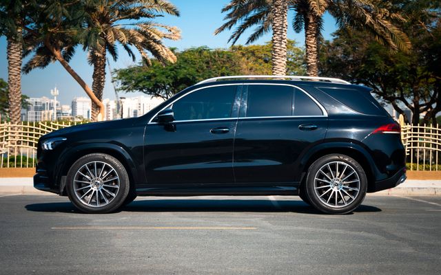 Mercedes GLE450 - image 3