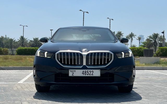 BMW 520i - image 3