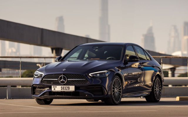 Mercedes C200 2025 - image 1