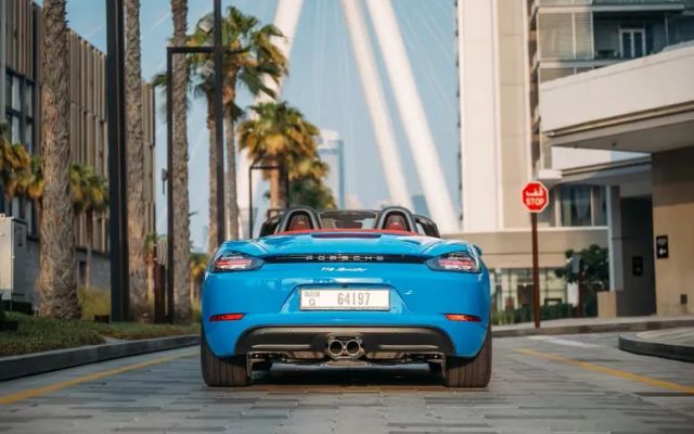 Porsche Boxster 718 - image 4