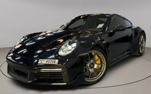 Porsche 911 Turbo S - image 1