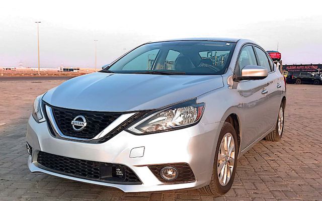 Nissan Sentra - image 1