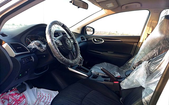 Nissan Sentra - image 3