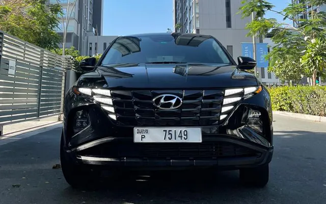 HYUNDAI TUCSON - image 2