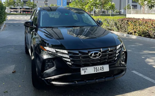 HYUNDAI TUCSON - image 3