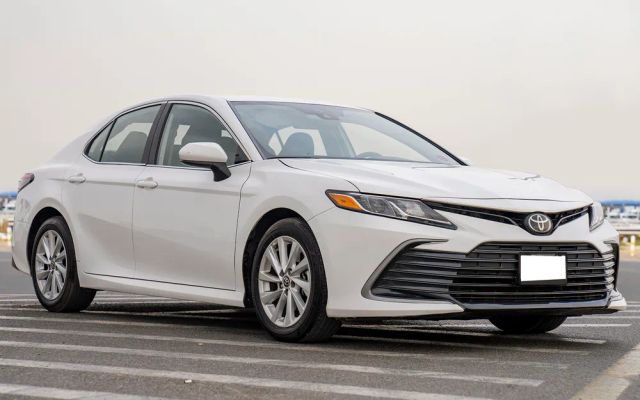 TOYATA CAMRY - image 4