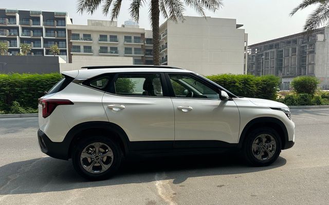 KIA Seltos - image 4