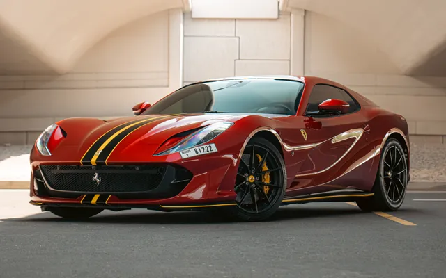 Ferrari 812 GTS - image 1