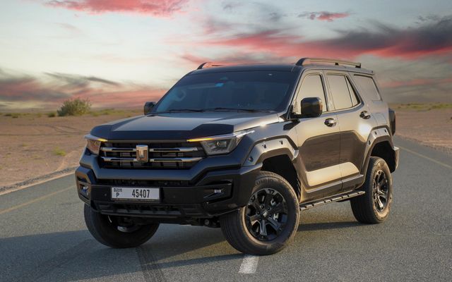 TANK 400 PHEV - image 1