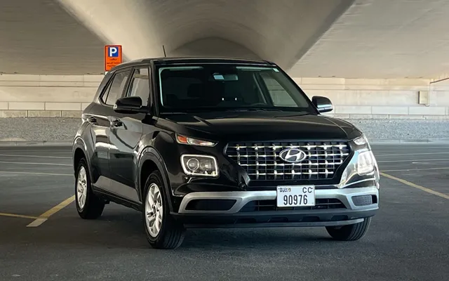 Hyundai Venue - image 4