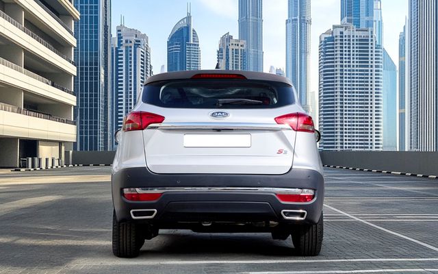 JAC S3+ 1.6L INTEL LUXURY - image 4