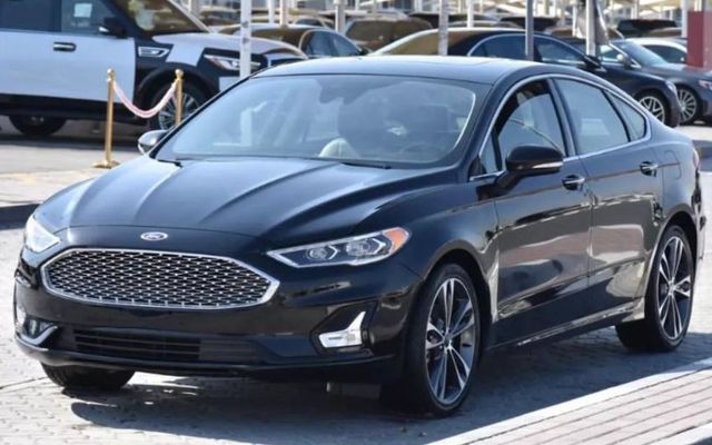 FORD FUSION - image 1