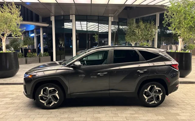 Hyundai Tucson - image 2