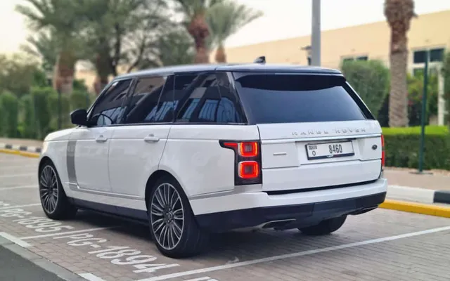 RANGE ROVER VOGUE - image 3