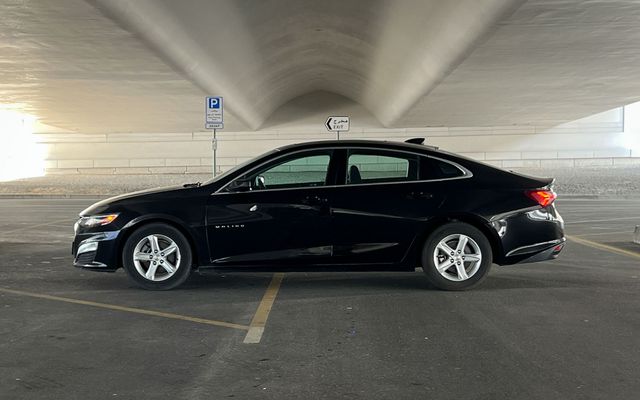 Chevrolet Malibu - image 2