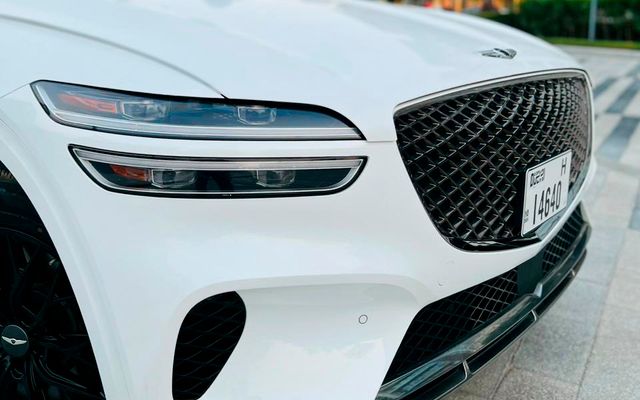 GENESIS GV70 - image 4
