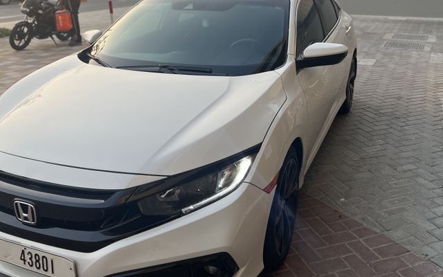 Honda Civic - image 3