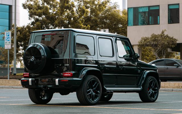 Mercedes-Benz G63 - image 3