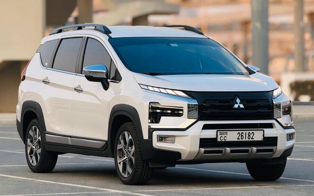 MITSUBISHI XPANDER CROSS - image 4