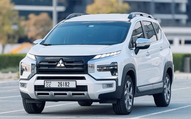 MITSUBISHI XPANDER CROSS - image 1