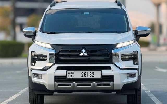 MITSUBISHI XPANDER CROSS - image 3