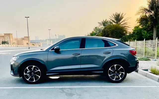 AUDI Q3 - image 2