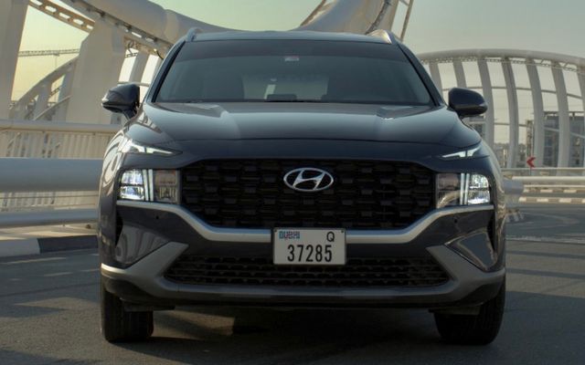 HYUNDAI SANTA FE - image 3