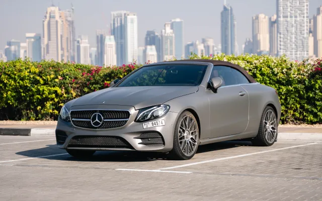 Mercedes E 450 - image 1