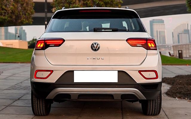 Volkswagen T-Roc - image 4