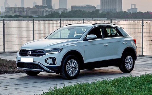 Volkswagen T-Roc - image 1