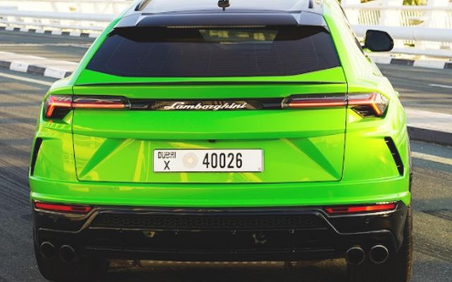LAMBORGHINI URUS MY20 - image 3