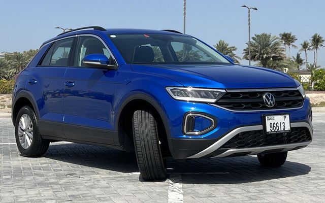 VOLKSWAGEN TROC LIFE - image 3