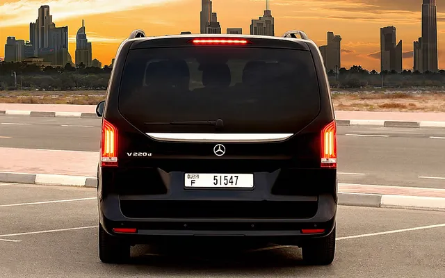 Mercedes V-Class - image 4
