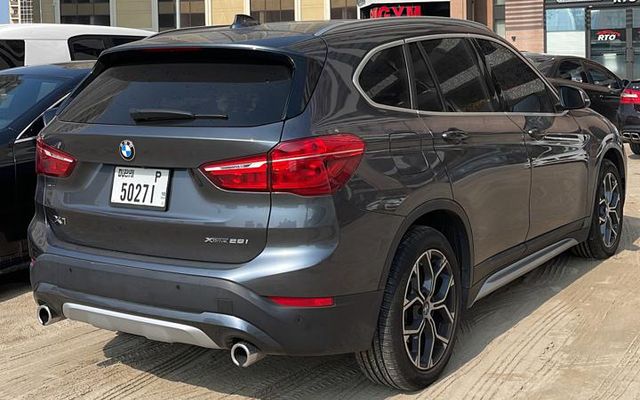 BMW X1 - image 2