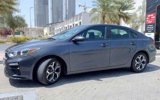 Kia Forte - image 3