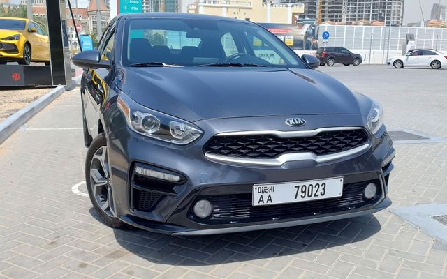 Kia Forte - image 1