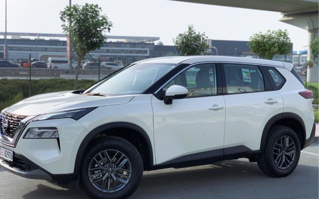 NISSAN X-TRAIL - image 3