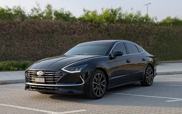 HYUNDAI SONATA - image 1