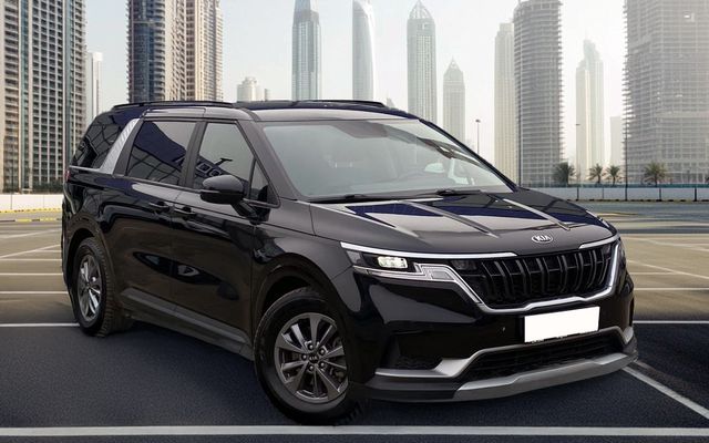 KIA CARNIVAL MPV 8 SEATS - image 2