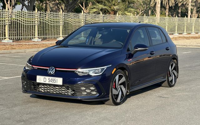 Volkswagen Golf GTI - image 1