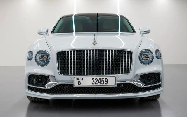 Bentley Flying Spur - image 3